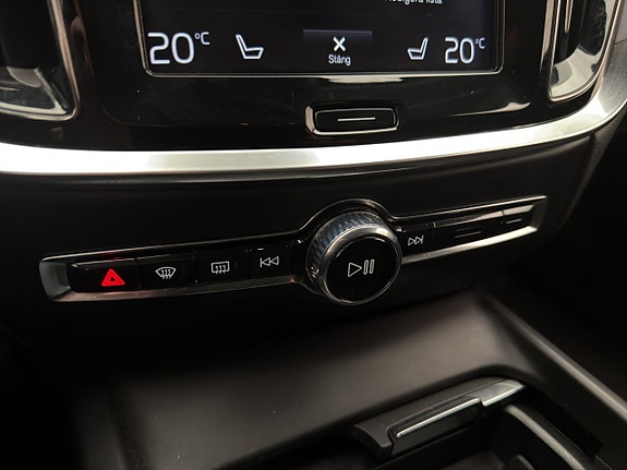 Volvo V60 Cross Country 22 of 30
