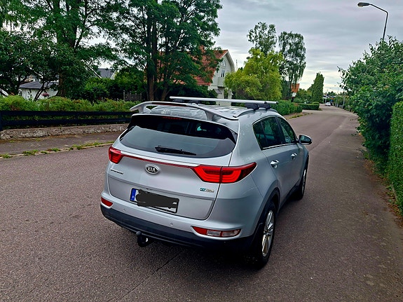 Kia Sportage 3 of 5