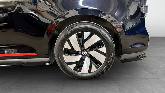 Volkswagen ID. Buzz 6 of 13