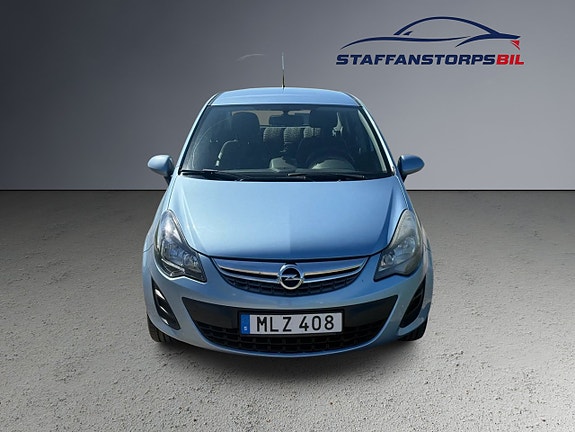 Opel Corsa 2 of 14