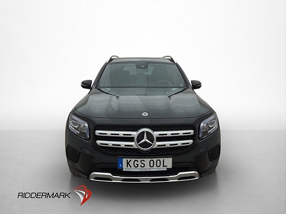 Mercedes-Benz GLB200 d 2 of 5