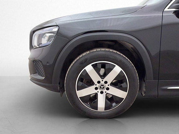 Mercedes-Benz GLB200 d 30 of 30
