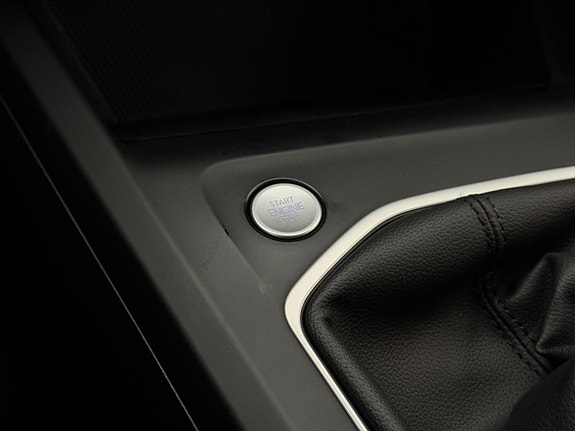 Volkswagen Golf I 18 of 27