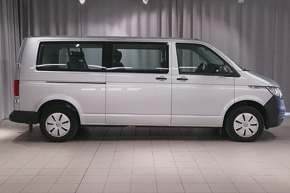 Volkswagen Caravelle 2 of 5