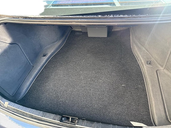 BMW 745i 21 of 28