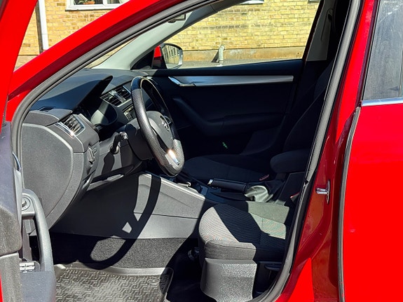 Skoda Octavia 15 of 21