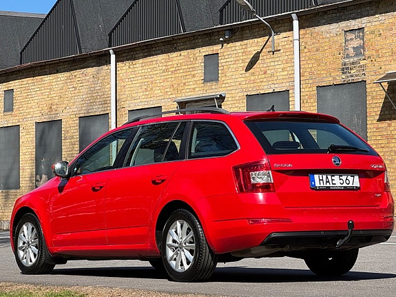 Skoda Octavia 10 of 21