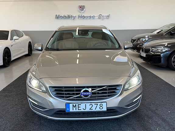 Volvo V60 6 of 30