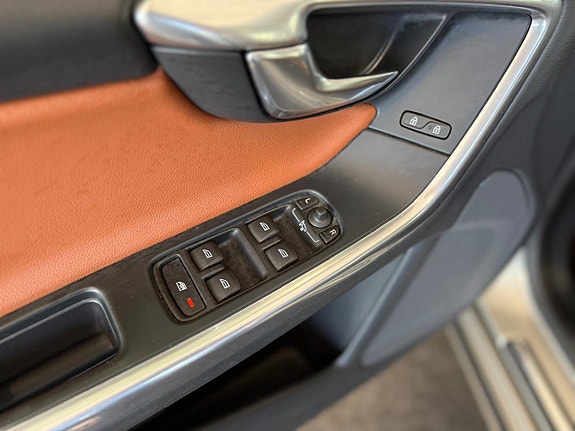 Volvo V60 30 of 30