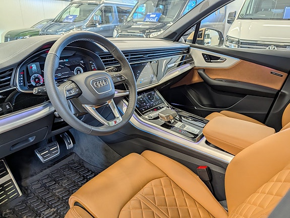 Audi Q7 11 of 29