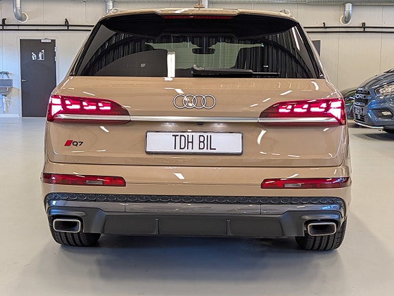 Audi Q7 5 of 5