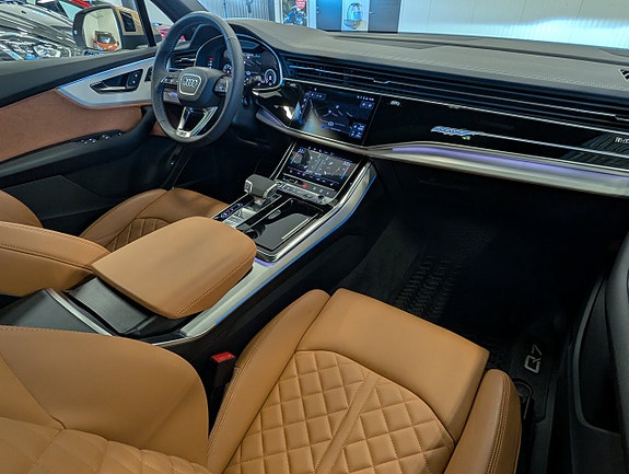 Audi Q7 17 of 29