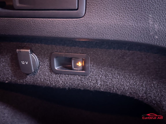 Volkswagen Passat 18 of 27