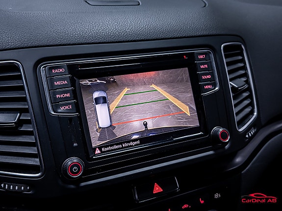 Volkswagen Sharan 27 of 30