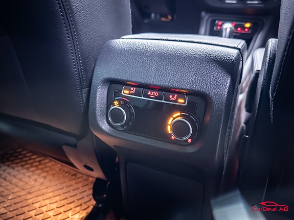 Volkswagen Sharan 18 of 30