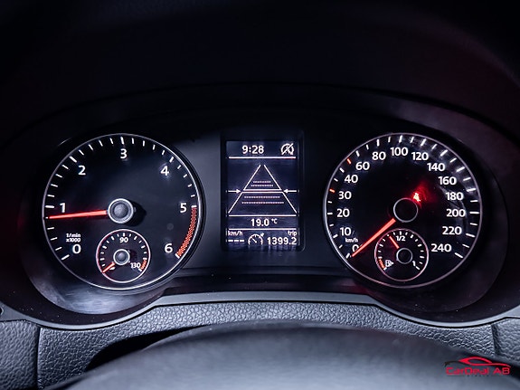 Volkswagen Sharan 23 of 30