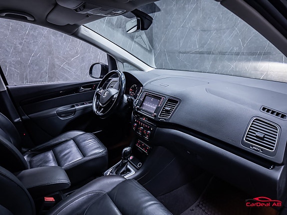 Volkswagen Sharan 14 of 30