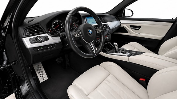 BMW M5 11 of 27