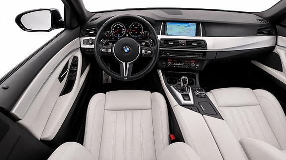 BMW M5 8 of 27