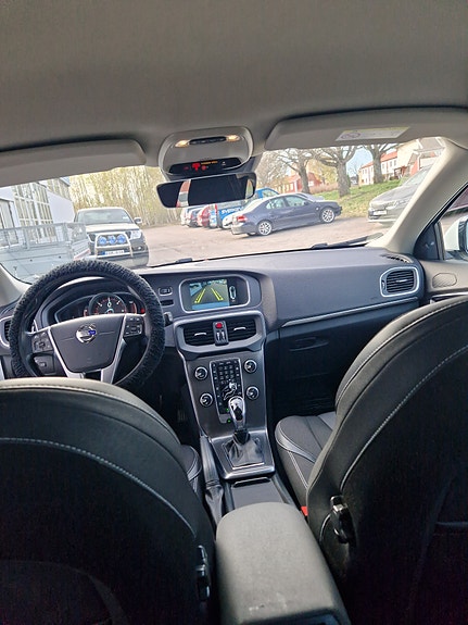 Volvo V40 5 of 5