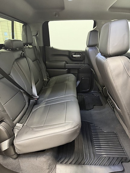 Chevrolet Silverado 1500 15 of 16