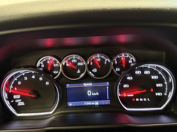 Chevrolet Silverado 1500 8 of 16