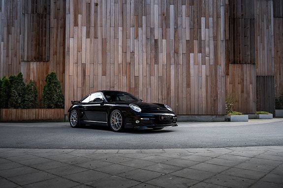 Porsche 911 12 of 30