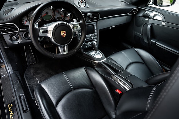 Porsche 911 23 of 30