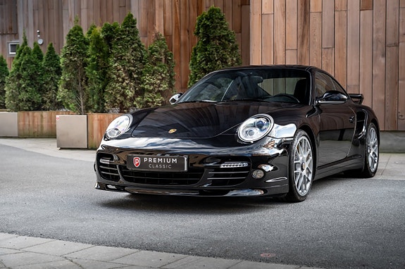 Porsche 911 4 of 5