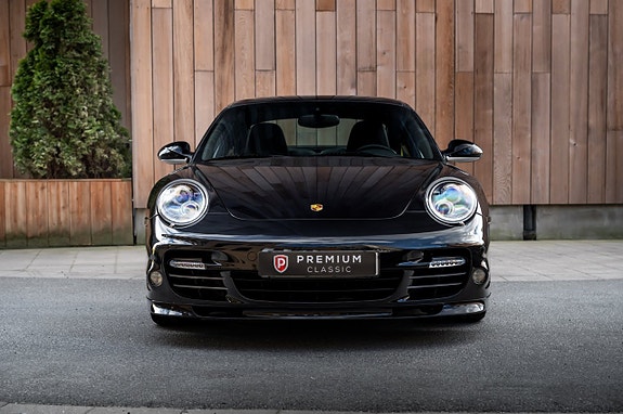 Porsche 911 3 of 5