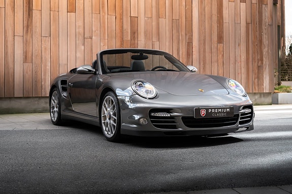 Porsche 911 2 of 5