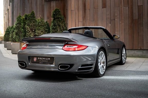Porsche 911 10 of 30