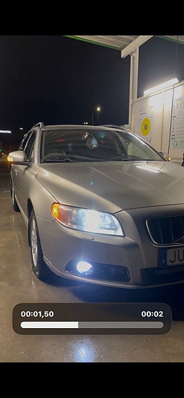 Volvo V70 4 of 5