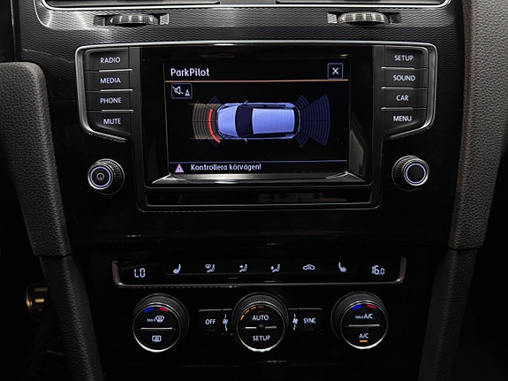 Volkswagen Golf I 19 of 23