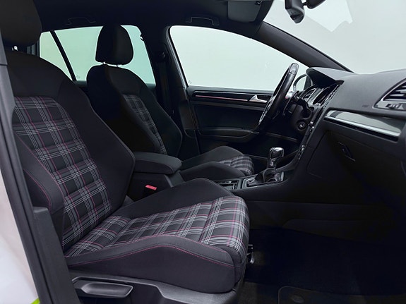 Volkswagen Golf I 12 of 23