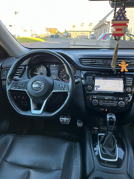 Nissan X-Trail 8 of 12