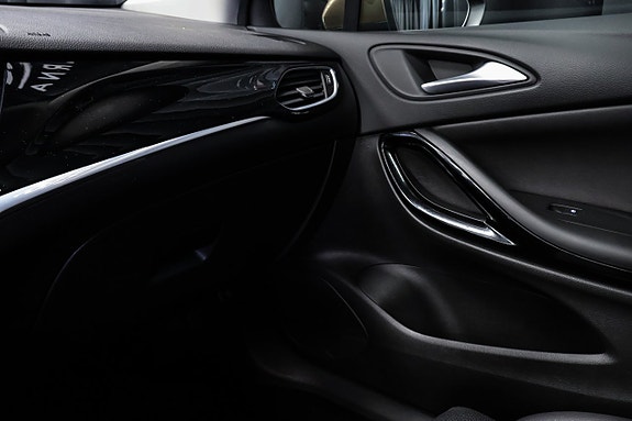 Opel Astra 21 of 28