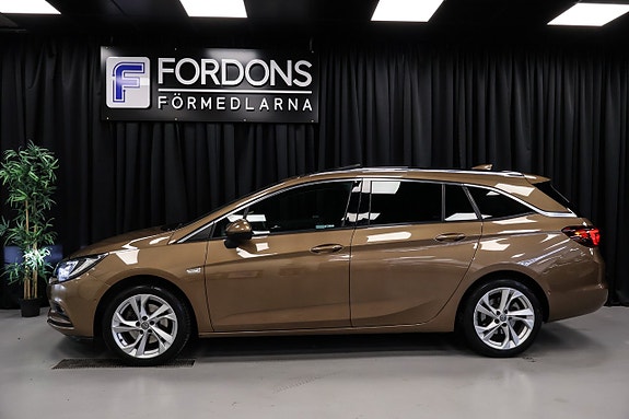 Opel Astra 2 of 5