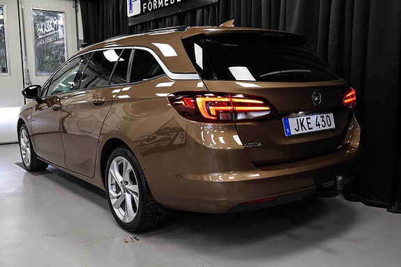 Opel Astra 8 of 28