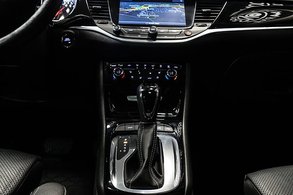 Opel Astra 24 of 28