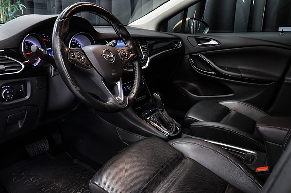 Opel Astra 10 of 28