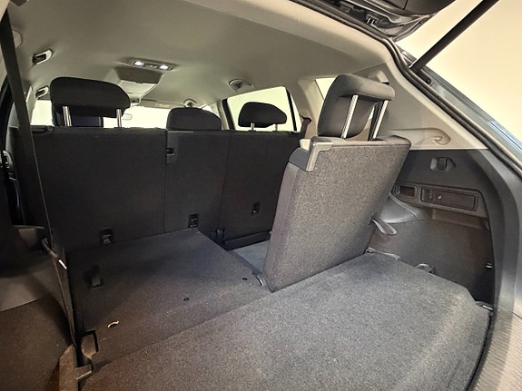 Volkswagen Tiguan Allspace 14 of 23