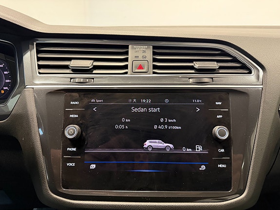 Volkswagen Tiguan Allspace 6 of 23