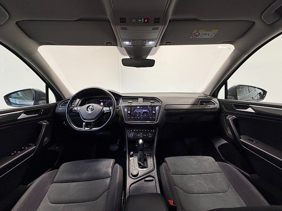 Volkswagen Tiguan Allspace 2 of 23