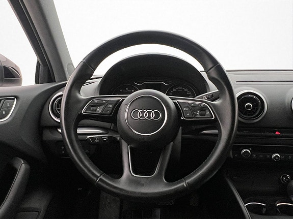 Audi A3 9 of 22