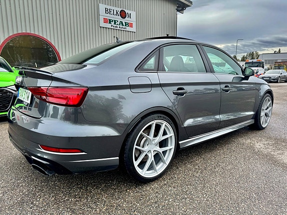 Audi RS3 6 of 28