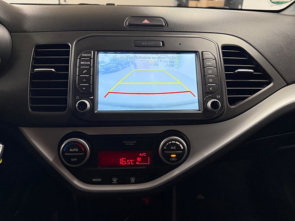 Kia Picanto 22 of 27