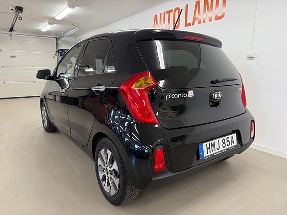 Kia Picanto 7 of 27
