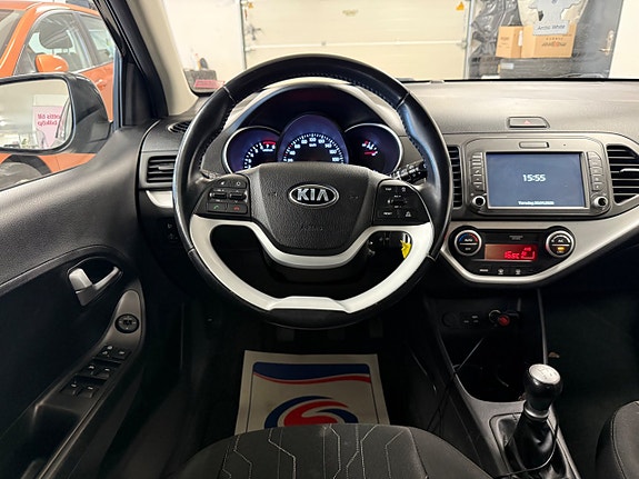 Kia Picanto 16 of 27