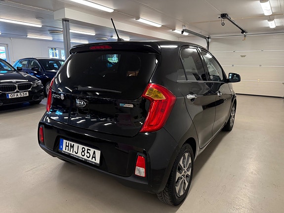 Kia Picanto 12 of 27